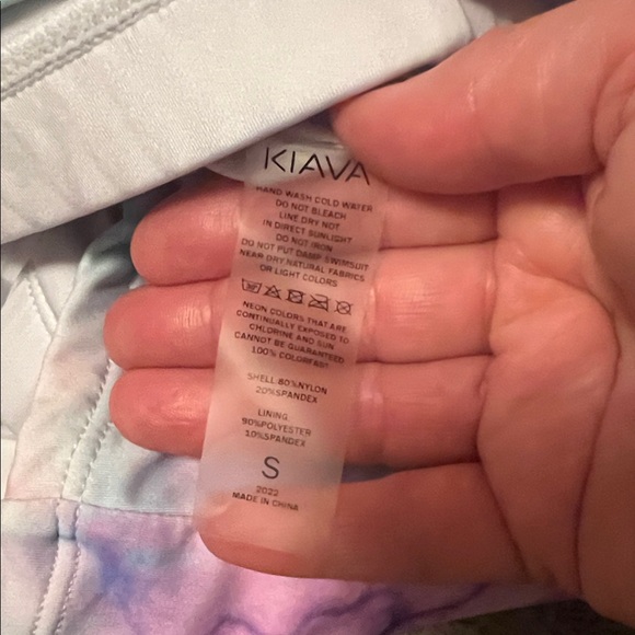 Kiava Tie-Dye Crop Top Gym to Swim - Picture 4 of 4